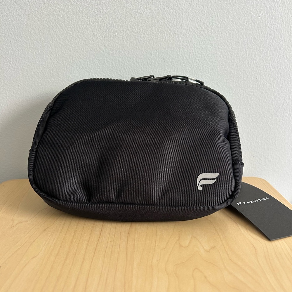 Fabletics - NWT - Black Belt Bag